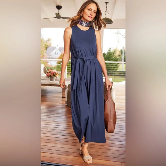 Elegant Navy Blue Sleeveless Maxi Dress - Picture 1 of 5